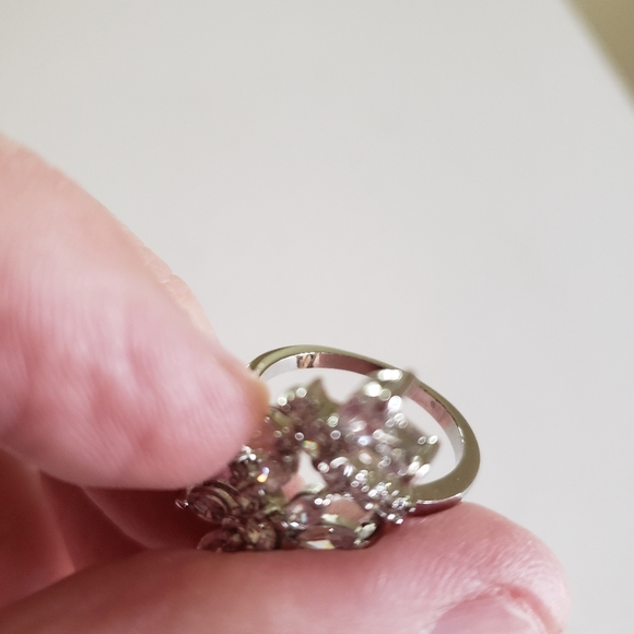 Silver dragon fly ring with CZ stones size 7 - Picture 3 of 4